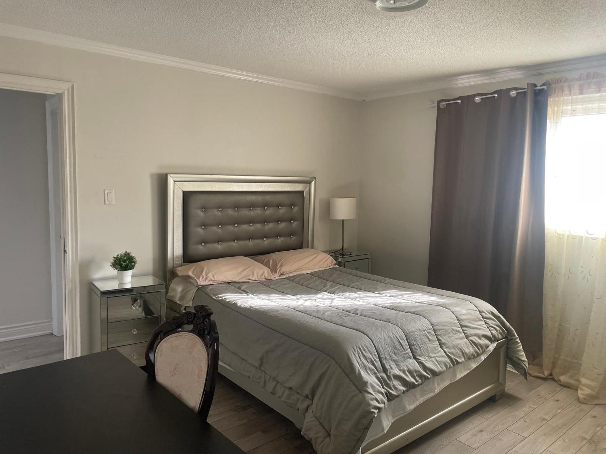 Private House Bed & Breakfast Markham Exterior photo